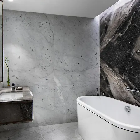 Reges, A Luxury Collection & Spa,