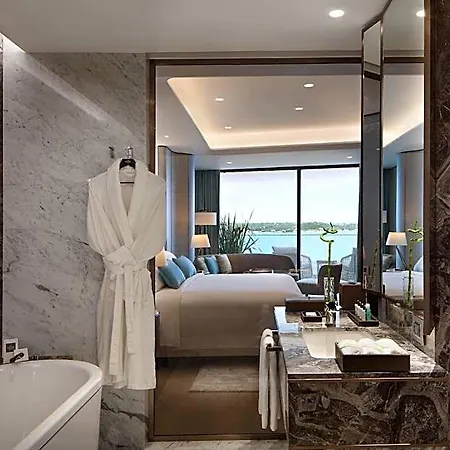 Reges, A Luxury Collection & Spa,